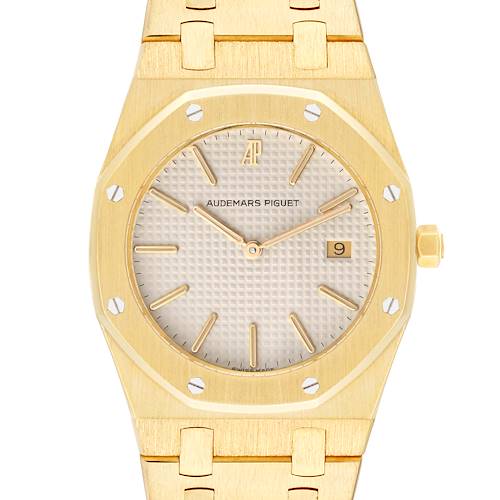 The image shows a front view of an Audemars Piguet Royal Oak watch, highlighting its face, bezel, and part of the bracelet.