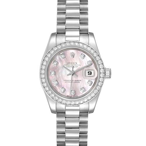 The image shows a front view of a Rolex President model watch, showcasing the dial, bezel, bracelet, and crown.