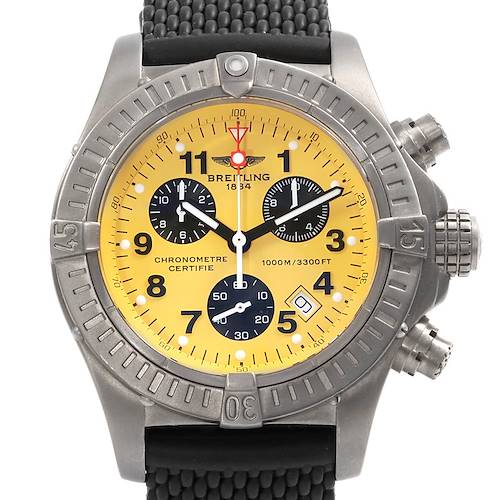 The image shows a Breitling Avenger watch's face, including the dial, bezel, chronograph subdials, and pushers, from a front angle.