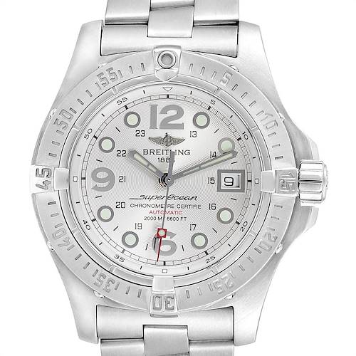 The image shows the face and partial bracelet of a Breitling Superocean watch, viewed from the front.