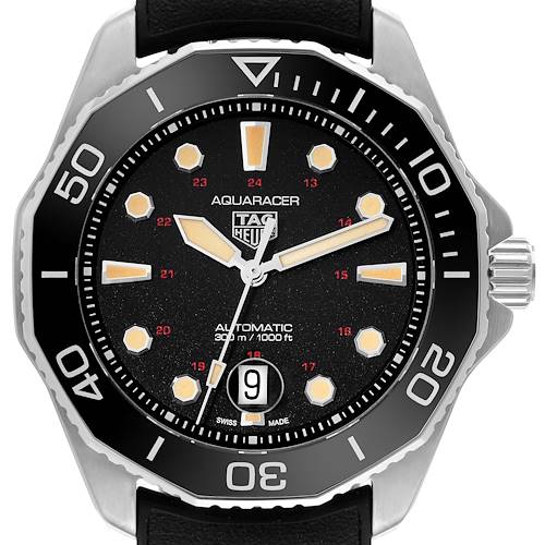The image shows a front view of a Tag Heuer Aquaracer watch, highlighting its dial, bezel, hands, and date display.