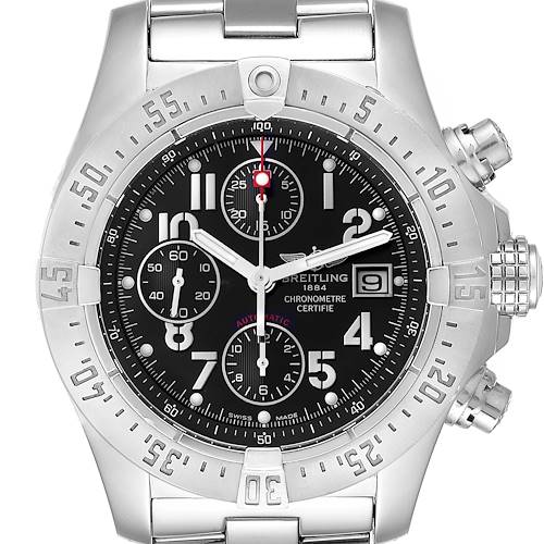 The image shows a front view of a Breitling Avenger watch displaying its dial, bezel, and part of the bracelet.