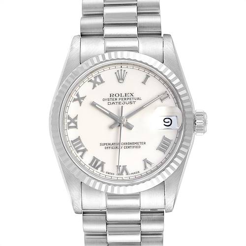 The image shows a frontal view of the Rolex President model watch, highlighting its face, bezel, crown, and bracelet.