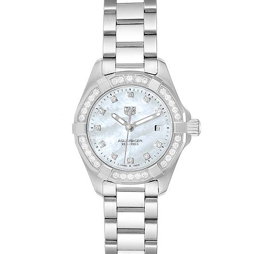 This image displays a front view of the Tag Heuer Aquaracer watch, showing the face, bezel, and bracelet.